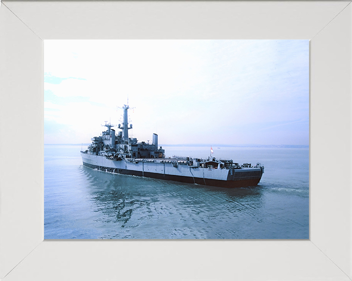 HMS Intrepid L11 | Photo Print | Framed Print | Fearless Class | Amphibious Ship | Royal Navy - Hampshire Prints