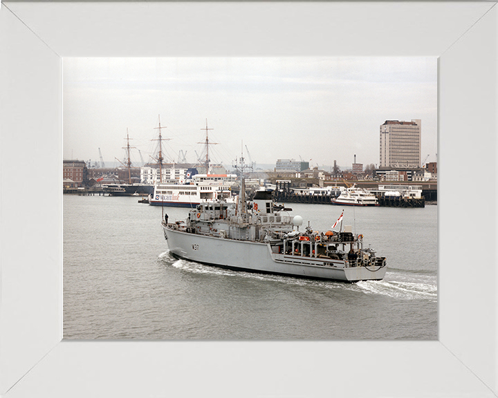 HMS Chiddingfold M37 | Photo Print | Framed Print | Hunt Class | Minehunter | Royal Navy