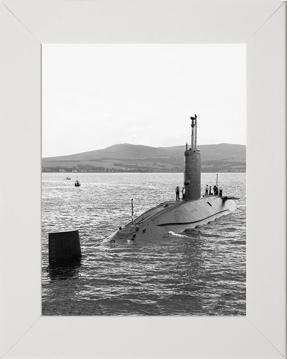 HMS Conqueror S48 Royal Navy Churchill class Submarine Photo Print or Framed Print - Hampshire Prints