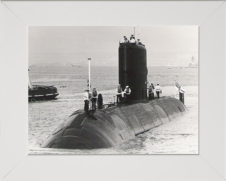 HMS Upholder P37 Royal Navy U class Submarine Photo Print or Framed Print - Hampshire Prints