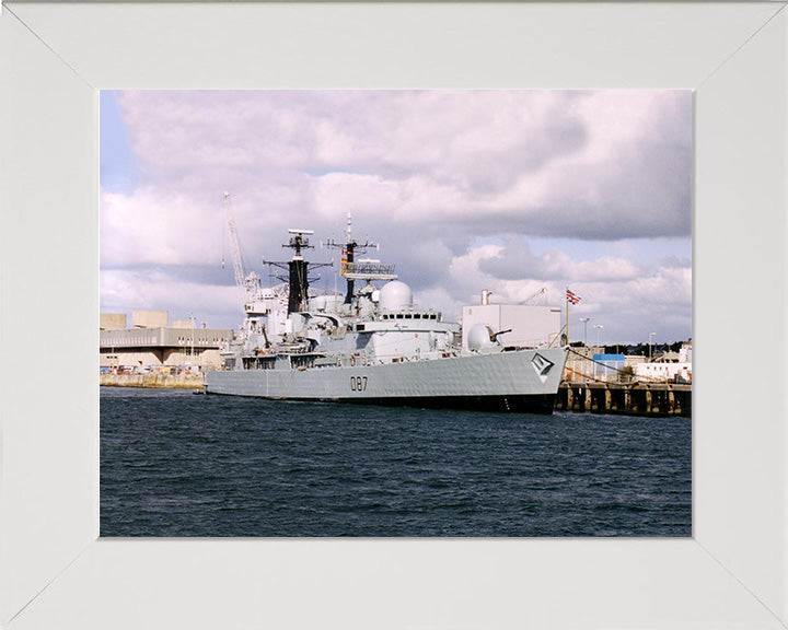 HMS Newcastle D87 Royal Navy Type 42 destroyer Photo Print or Framed Photo Print - Hampshire Prints