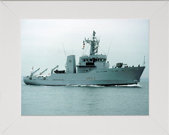 HMS Spey M2013 Royal Navy River class minesweeper Photo Print or Framed Print - Hampshire Prints