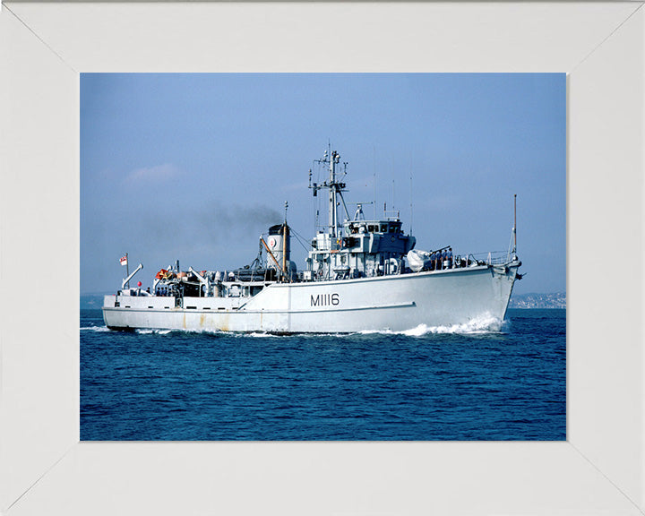 HMS Wilton M1116 Royal Navy Ton Class Minesweeper Photo Print or Framed Print - Hampshire Prints