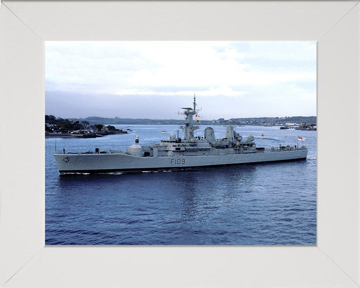 HMS Leander F109 Royal Navy Leander Class Frigate Photo Print or Framed Print - Hampshire Prints