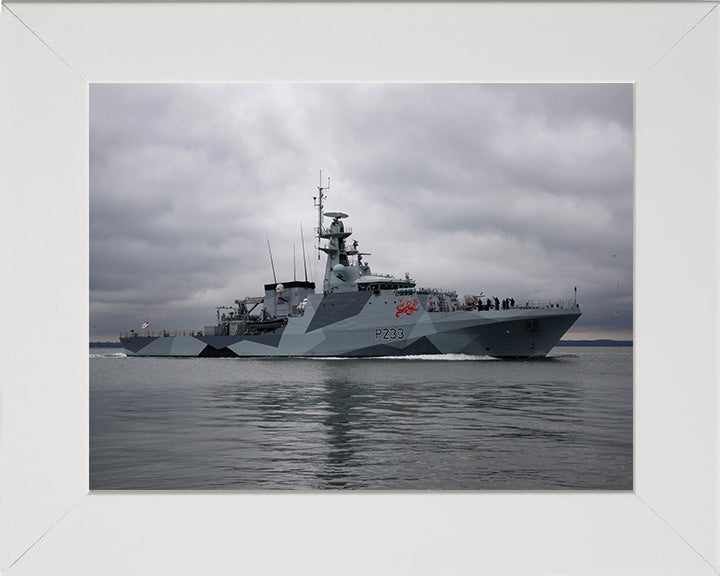 HMS Tamar P233 Royal Navy River class patrol vessel Photo Print or Framed Print - Hampshire Prints