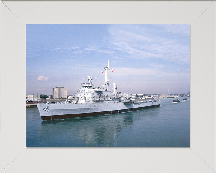 HMS Intrepid L11 | Photo Print | Framed Print | Fearless Class | Amphibious Ship | Royal Navy - Hampshire Prints