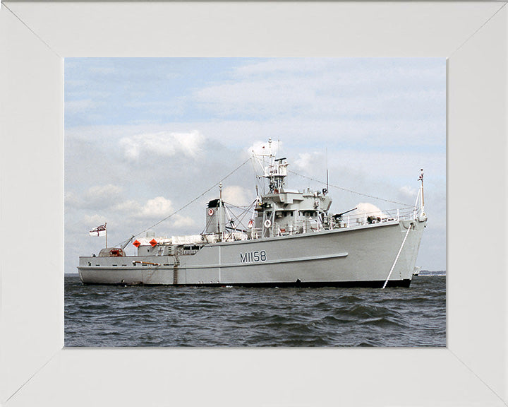 HMS Laleston M1158 Royal Navy Ton Class Minesweeper Photo Print or Framed Print - Hampshire Prints