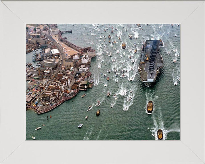 HMS Hermes R12 Royal Navy Aircraft carrier Falklands return Photo Print or Framed Print - Hampshire Prints