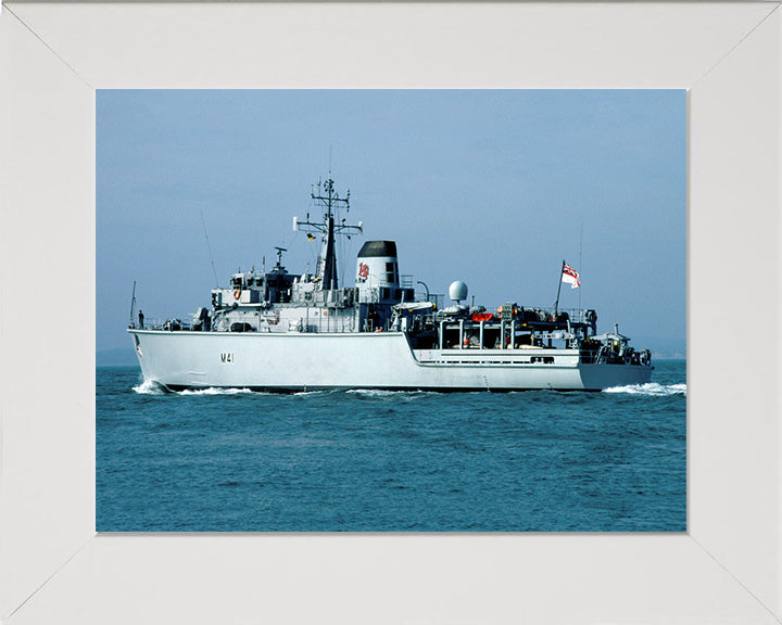 HMS Quorn M41 Royal Navy Hunt class mine countermeasures vessel Photo Print or Framed Print - Hampshire Prints