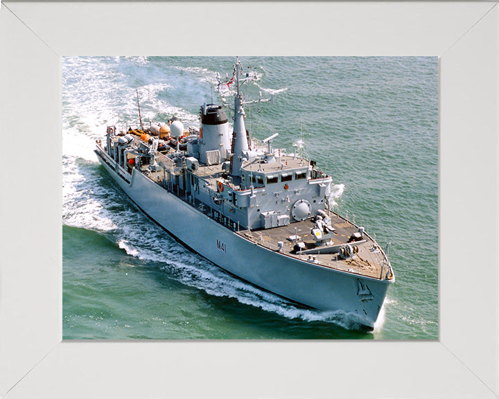 HMS Quorn M41 Royal Navy Hunt class mine countermeasures vessel Photo Print or Framed Print - Hampshire Prints