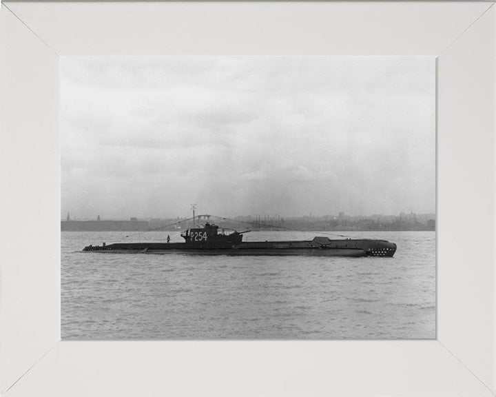 HMS Selene P254 Royal Navy S Class Submarine Photo Print or Framed Print - Hampshire Prints