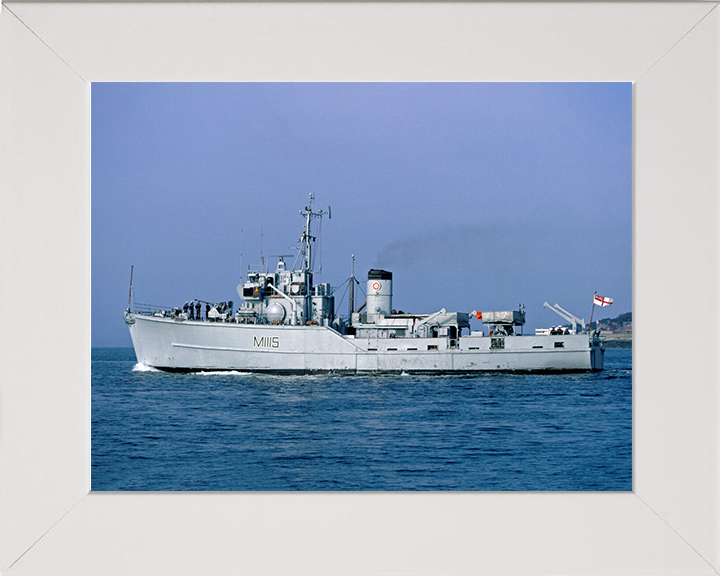 HMS Bronington M1115 | Photo Print | Framed Print | Ton Class | Minesweeper | Royal Navy