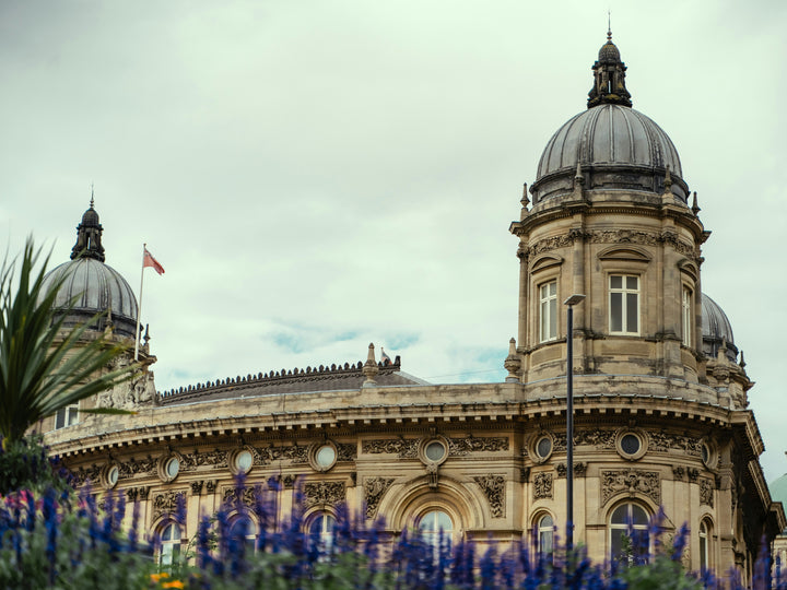 Queens Gardens Hull Yorkshire Photo Print - Canvas - Framed Photo Print - Hampshire Prints