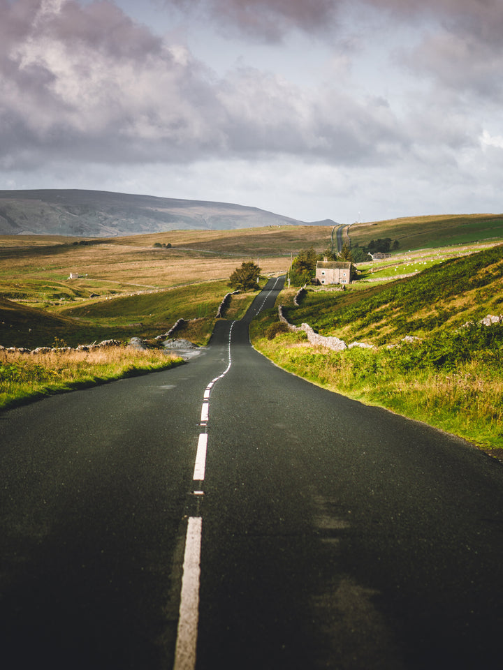 A road through The Yorkshire Dales Photo Print - Canvas - Framed Photo Print - Hampshire Prints