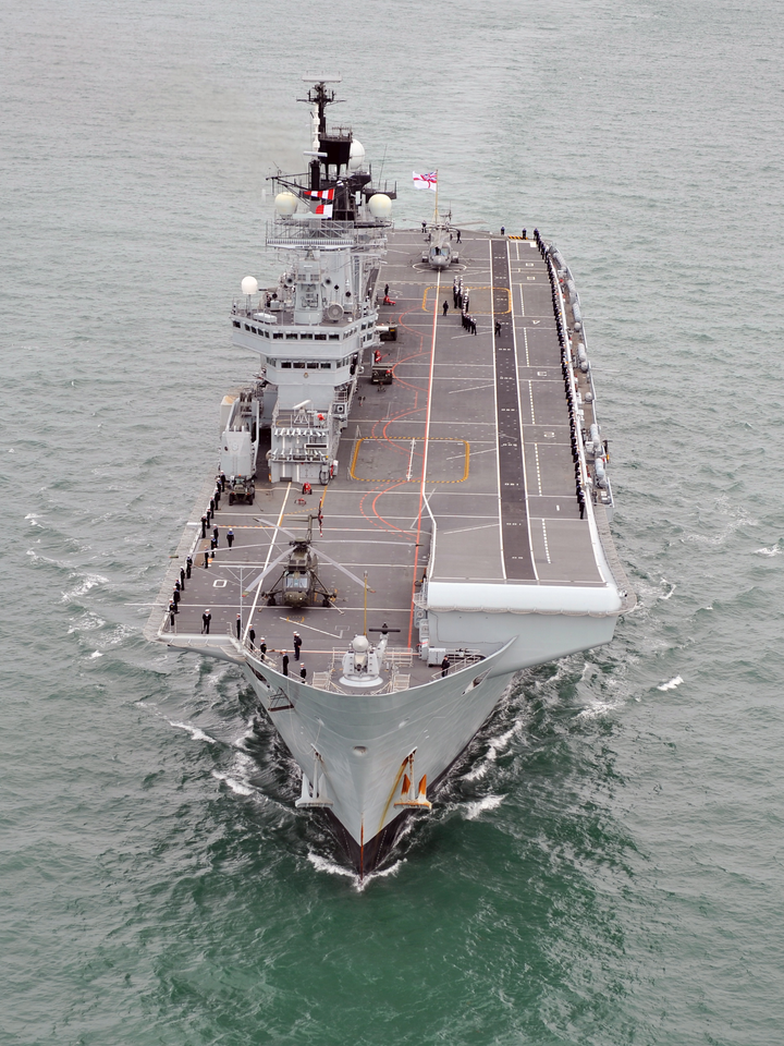 HMS Illustrious R06 | Photo Print | Framed Print | Invincible Class | Aircraft Carrier | Royal Navy