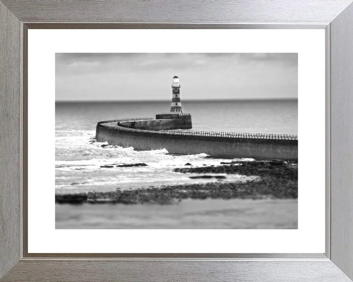 Roker Lighthouse And Pier Northumberland Photo Print - Canvas - Framed Photo Print - Hampshire Prints