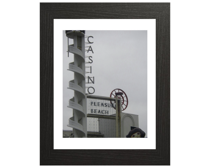 blackpool pleasure beach sign Photo Print - Canvas - Framed Photo Print - Hampshire Prints