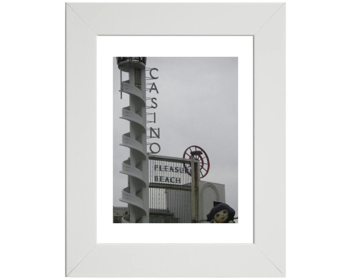 blackpool pleasure beach sign Photo Print - Canvas - Framed Photo Print - Hampshire Prints