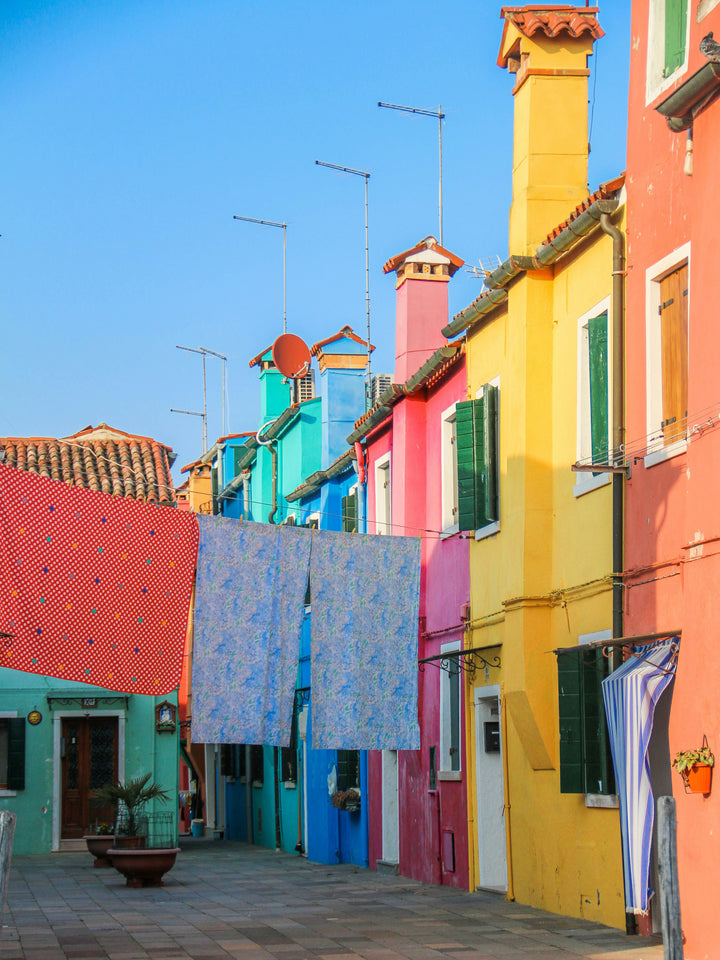 Venice back streets Italy Photo Print - Canvas - Framed Photo Print - Hampshire Prints