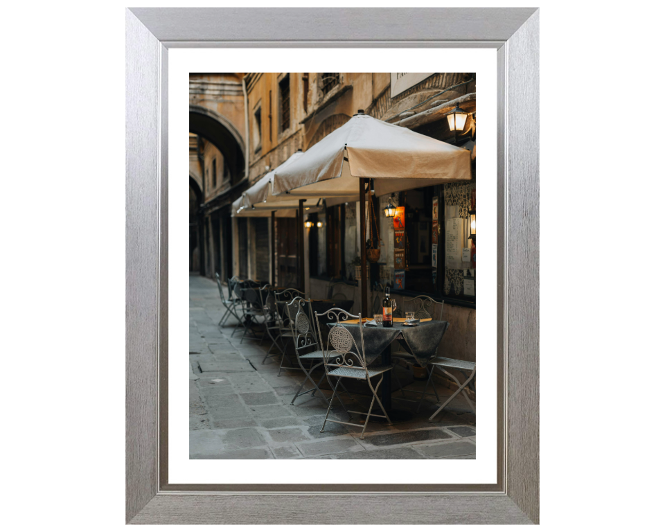 Venice back streets Italy Photo Print - Canvas - Framed Photo Print - Hampshire Prints