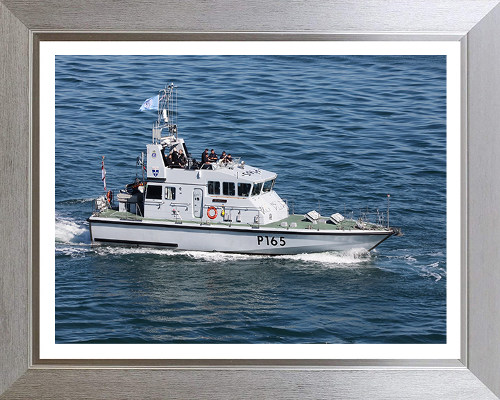 HMS Example P165 | Photo Print | Framed Print | Archer Class | P2000 | Patrol Vessel | Royal Navy - Hampshire Prints