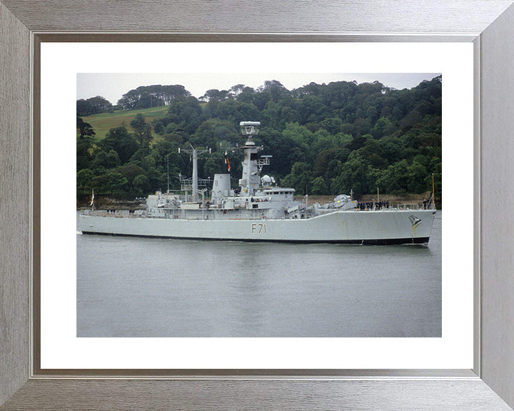 HMS Scylla F71 Royal Navy Leander Class Frigate Photo Print or Framed Print - Hampshire Prints