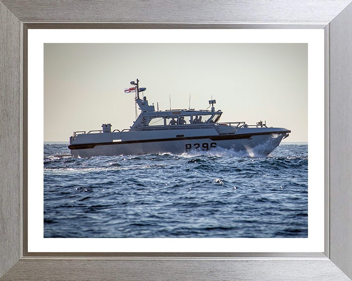 HMS Dagger P296 | Photo Print | Framed Print | Cutlass Class | Patrol Vessel | Royal Navy