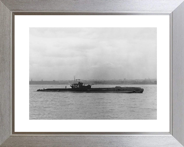 HMS Selene P254 Royal Navy S Class Submarine Photo Print or Framed Print - Hampshire Prints