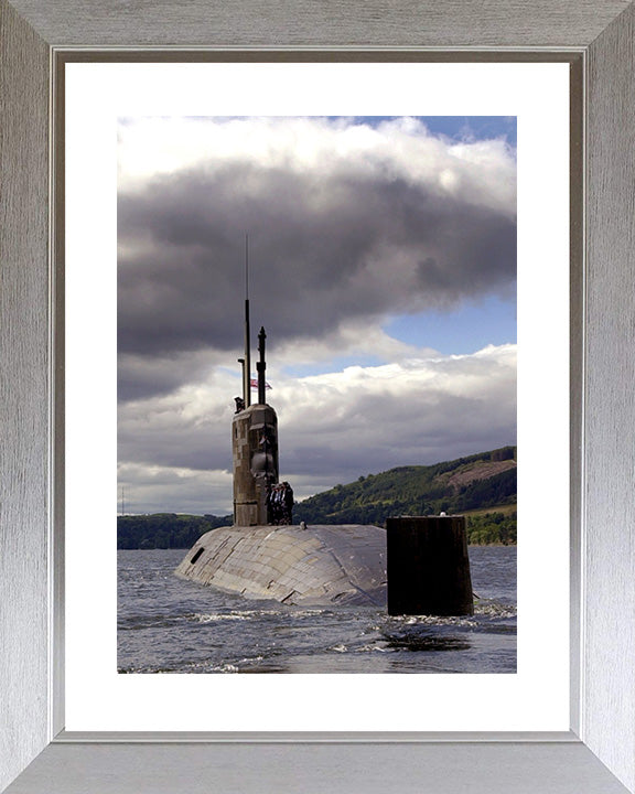 HMS Superb S109 Royal Navy Swiftsure class Submarine Photo Print or Framed Print - Hampshire Prints