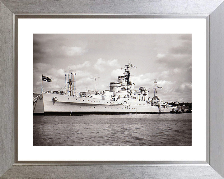 HMS Sheffield C24 Royal Navy Town class light cruiser Photo Print or Framed Print - Hampshire Prints