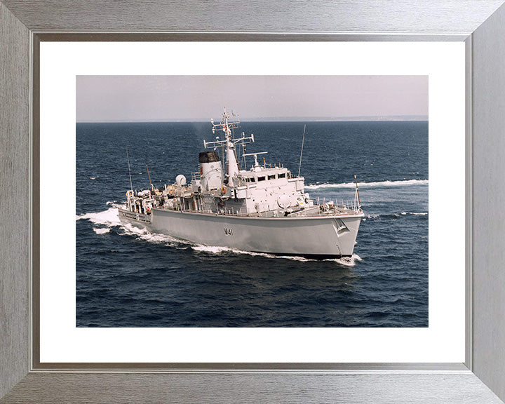 HMS Quorn M41 Royal Navy Hunt class mine countermeasures vessel Photo Print or Framed Print - Hampshire Prints