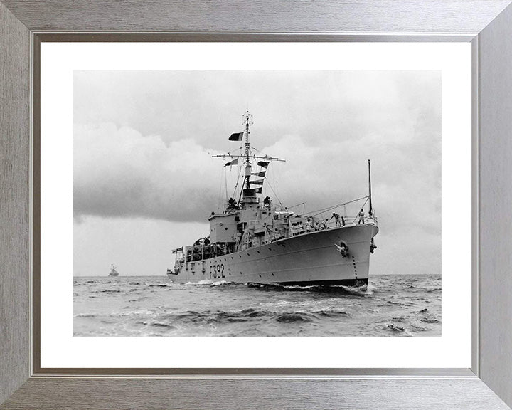 HMS Nadder F392 (K392) Royal Navy River class frigate Photo Print or Framed Photo Print - Hampshire Prints