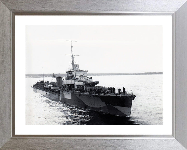 HMS Malcolm D19 Royal Navy Admiral class destroyer Photo Print or Framed Print - Hampshire Prints