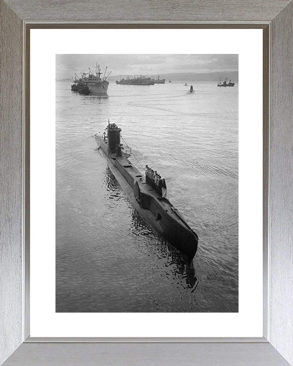 HMS Ultimatum P34 Royal Navy U class Submarine Photo Print or Framed Print - Hampshire Prints