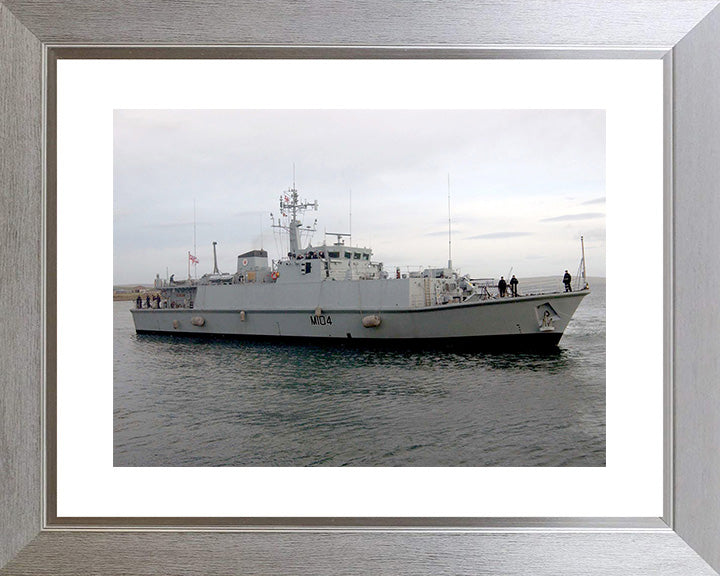 HMS Walney M104 Royal Navy Sandown class minehunter Photo Print or Framed Print - Hampshire Prints