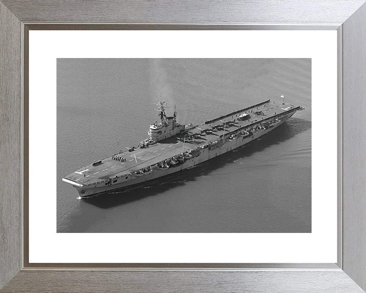 HMS Theseus R64 Royal Navy Colossus class light fleet aircraft carrier Photo Print or Framed Print - Hampshire Prints