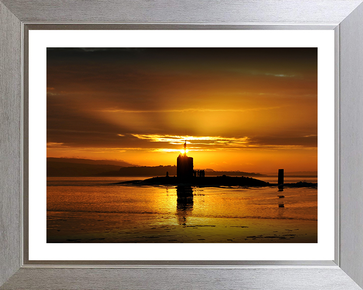 HMS Triumph S93 Submarine | Photo Print | Framed Print | Trafalgar Class | Royal Navy