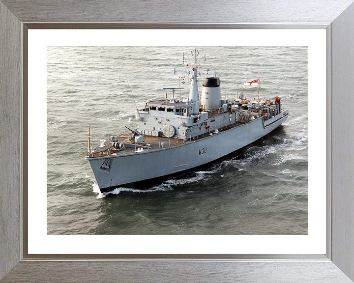 HMS Ledbury M30 Royal Navy Hunt class minehunter Photo Print or Framed Print - Hampshire Prints