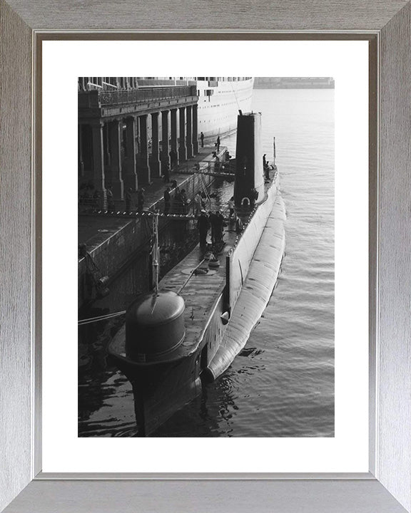 HMS Orpheus S11 Royal Navy Oberon class Submarine Photo Print or Framed Print - Hampshire Prints