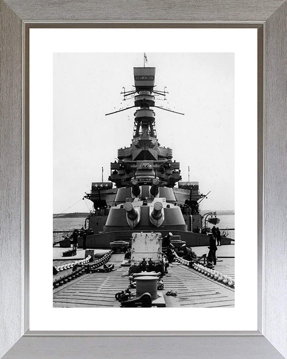 HMS Renown (1916) Royal Navy Renown class battlecruiser Photo Print or Framed Print - Hampshire Prints