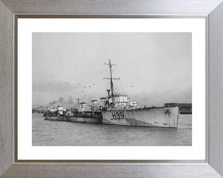 HMS Skate (1917) Royal Navy R class destroyer Photo Print or Framed Print - Hampshire Prints