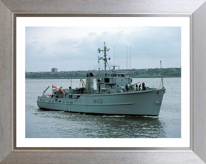 HMS Brereton M1113 | Photo Print | Framed Print | Ton Class | Minesweeper | Royal Navy