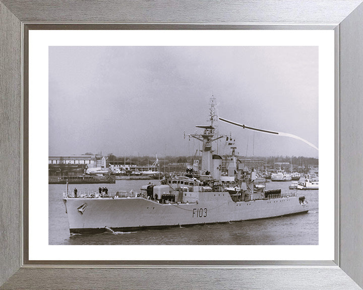 HMS Lowestoft F103 Royal Navy Rothesay class frigate Photo Print or Framed Print - Hampshire Prints