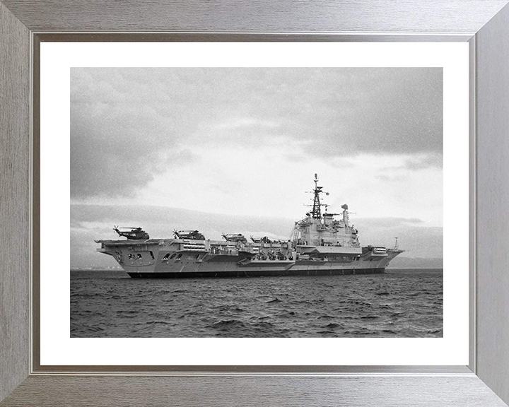 HMS Hermes R12 Royal Navy Centaur class Aircraft carrier Photo Print or Framed Print - Hampshire Prints