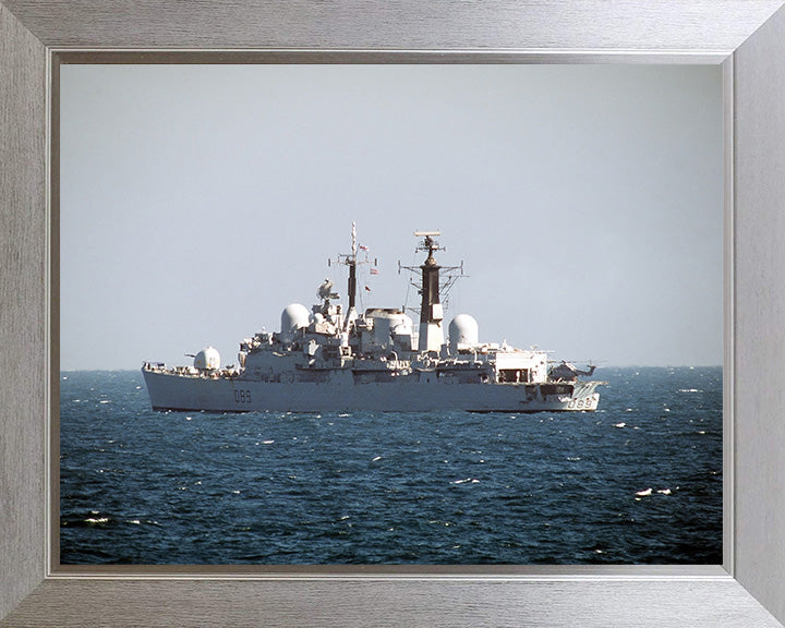 HMS Exeter D89 Royal Navy Type 42 Destroyer Photo Print or Framed Photo Print - Hampshire Prints