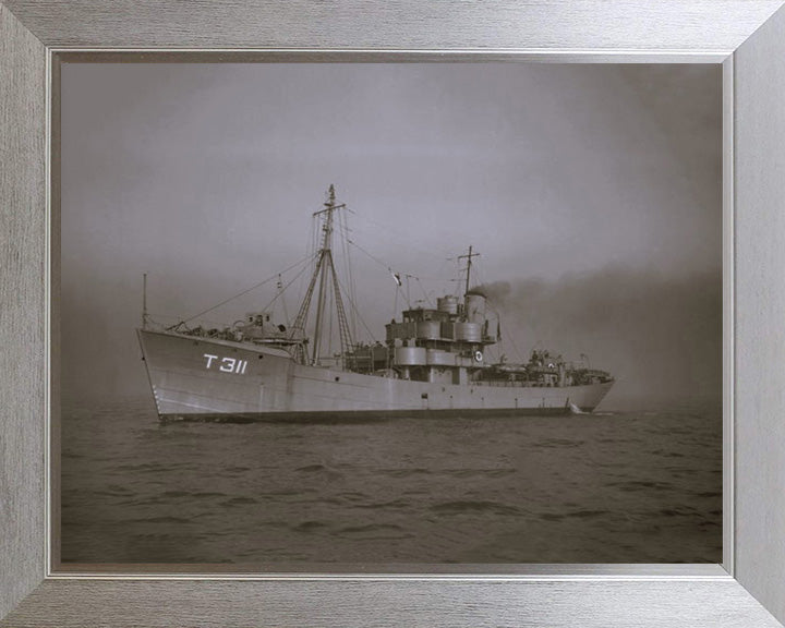 HMS Mullet T311 Royal Navy Fish class trawler Photo Print or Framed Print - Hampshire Prints