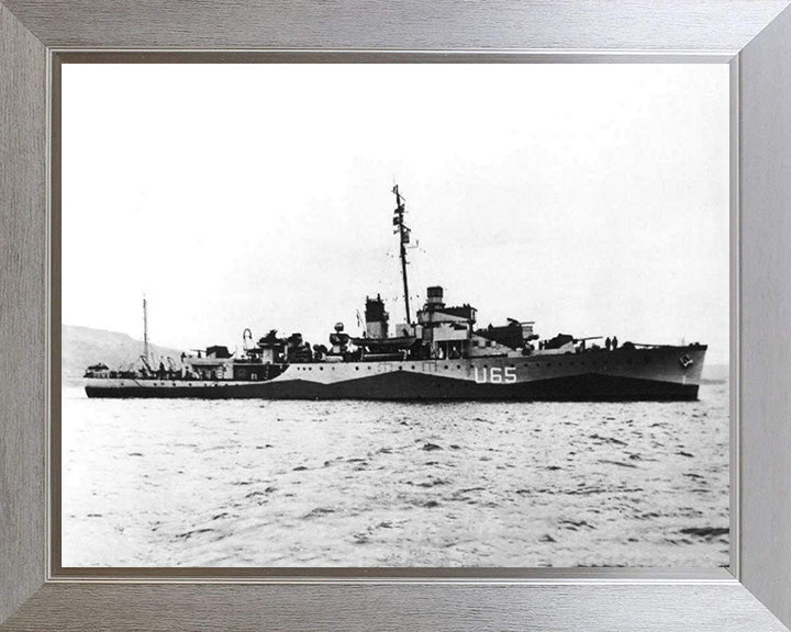 HMS Wellington U65 Royal Navy Grimsby class sloop Photo Print or Framed Print - Hampshire Prints