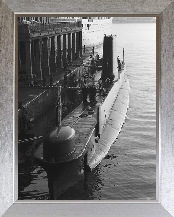 HMS Orpheus S11 Royal Navy Oberon class Submarine Photo Print or Framed Print - Hampshire Prints