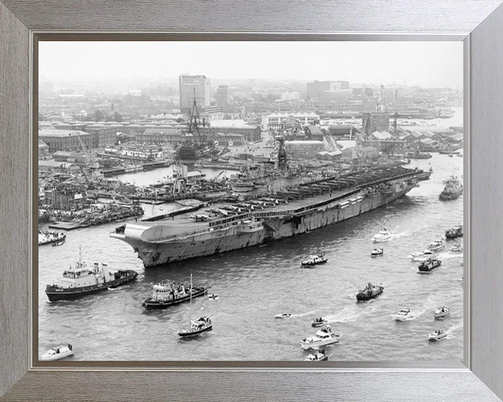 HMS Hermes R12 Royal Navy Centaur class Aircraft carrier Photo Print or Framed Print - Hampshire Prints