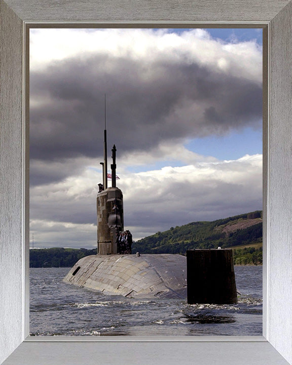 HMS Superb S109 Royal Navy Swiftsure class Submarine Photo Print or Framed Print - Hampshire Prints